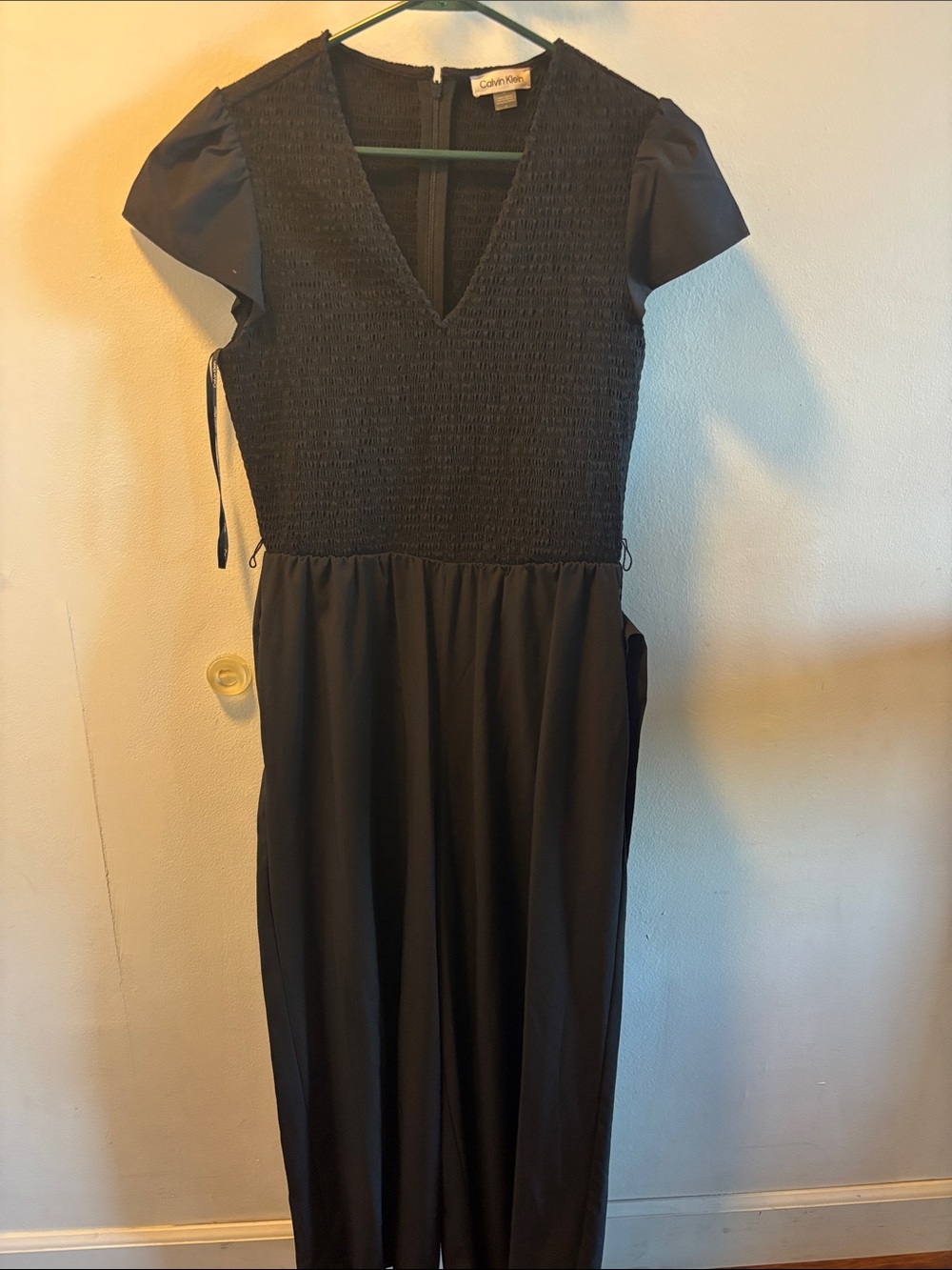 Calvin Klein Black Smocked V-Neck Short Sleeve Midi Dress